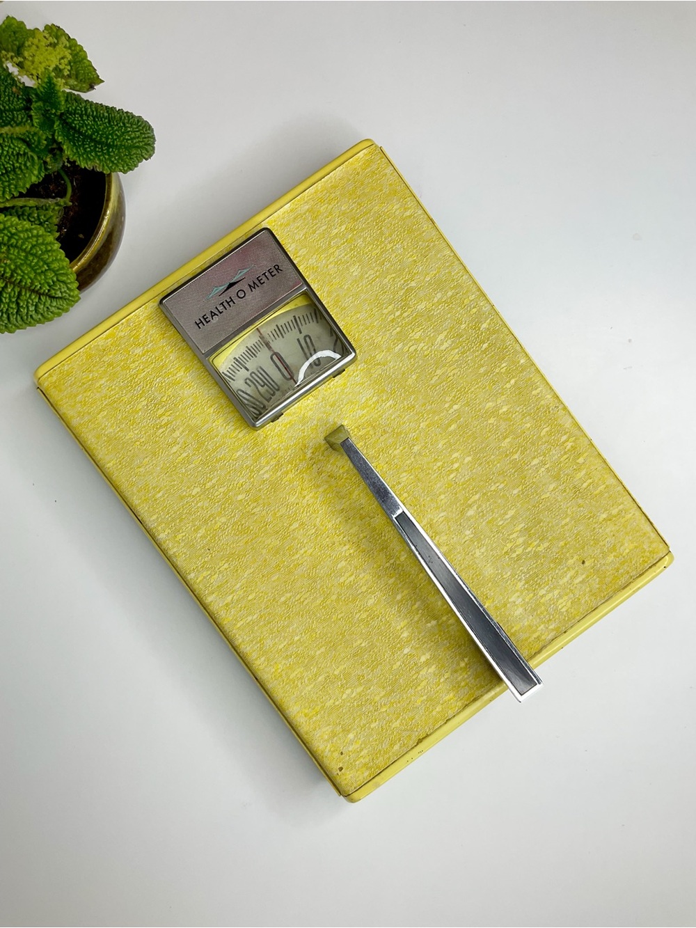 MIDCENTURY Health-O-Meter Butter Yellow Bathroom Scale